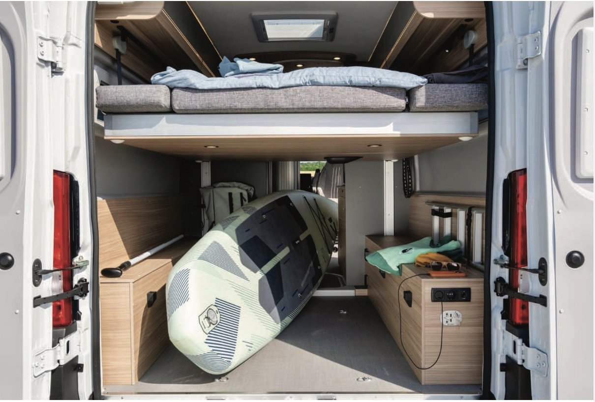 Platz für Surfboard und großes Equipment