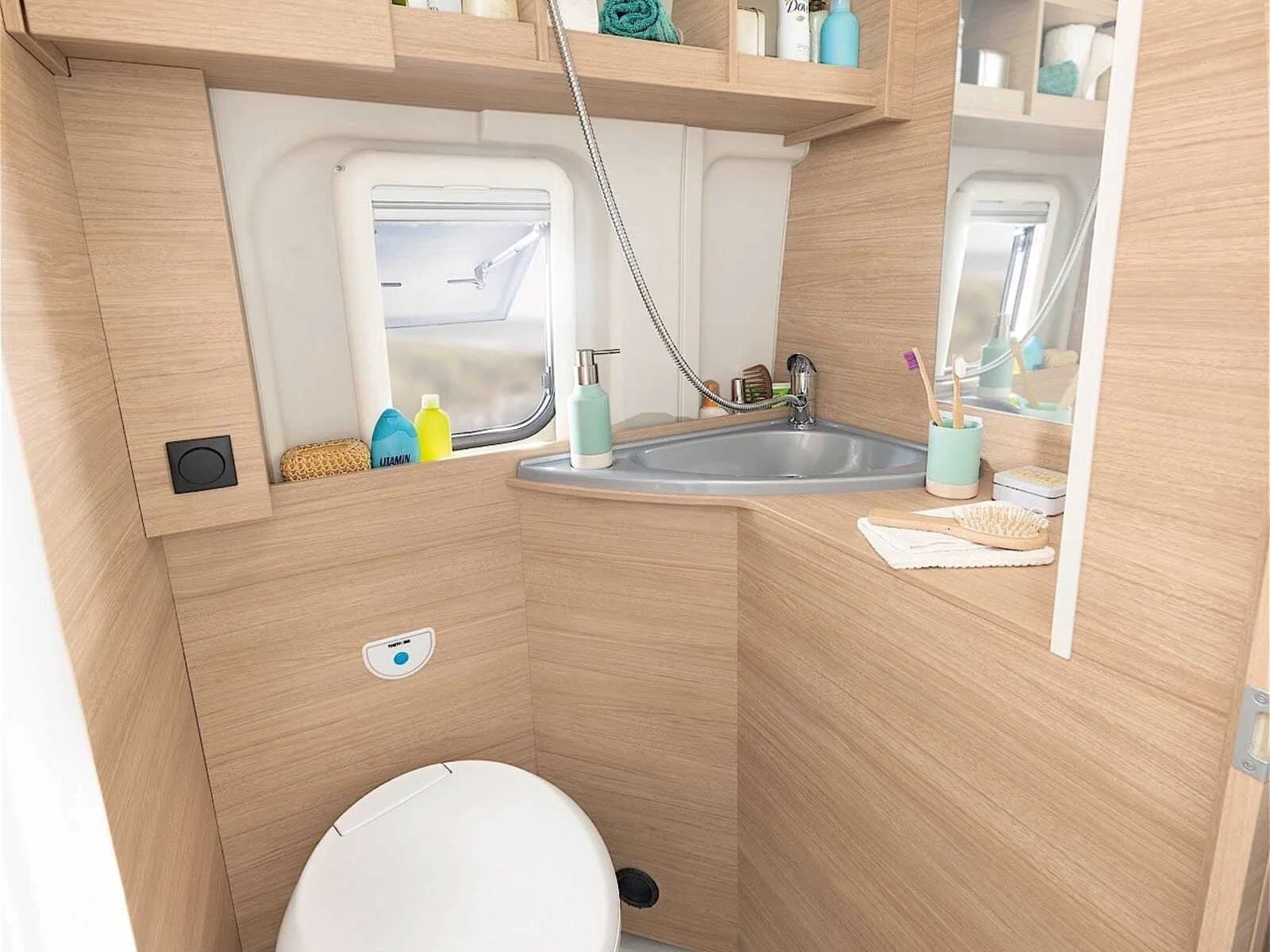 Raumbad des Roadcar 640 mit Dusche